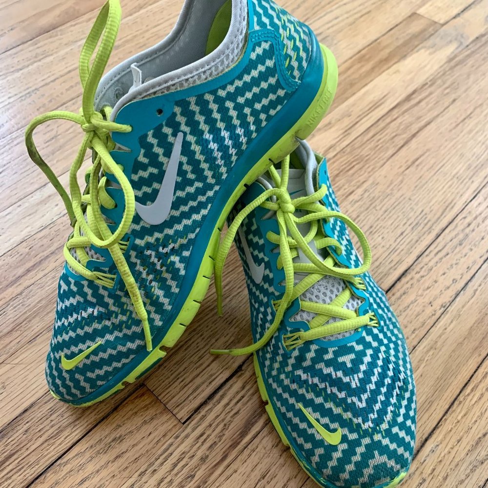 Nike free run sneakers